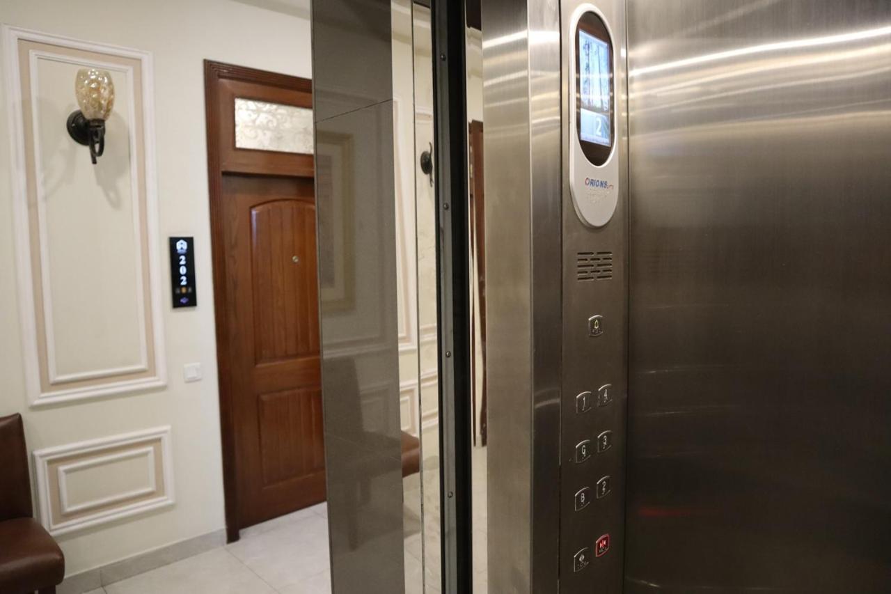 Hayyat Luxury Hotel Suites Lahore Eksteriør bilde
