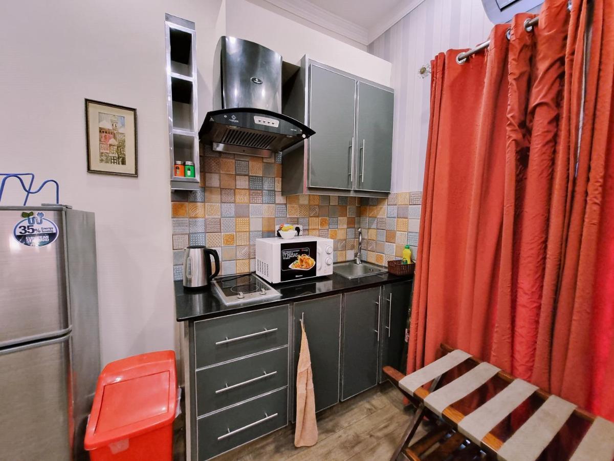 Hayyat Luxury Hotel Suites Lahore Eksteriør bilde