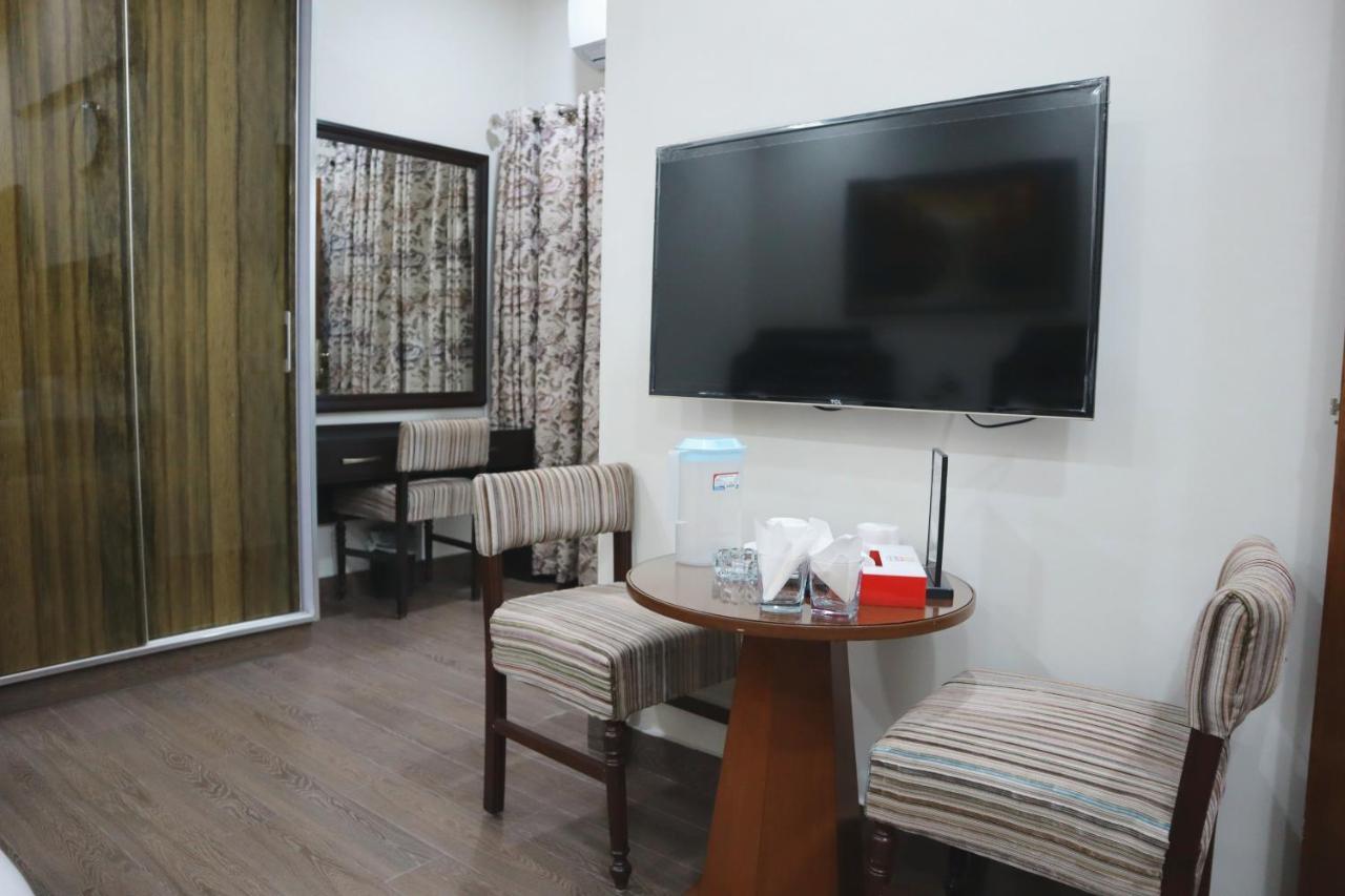 Hayyat Luxury Hotel Suites Lahore Eksteriør bilde