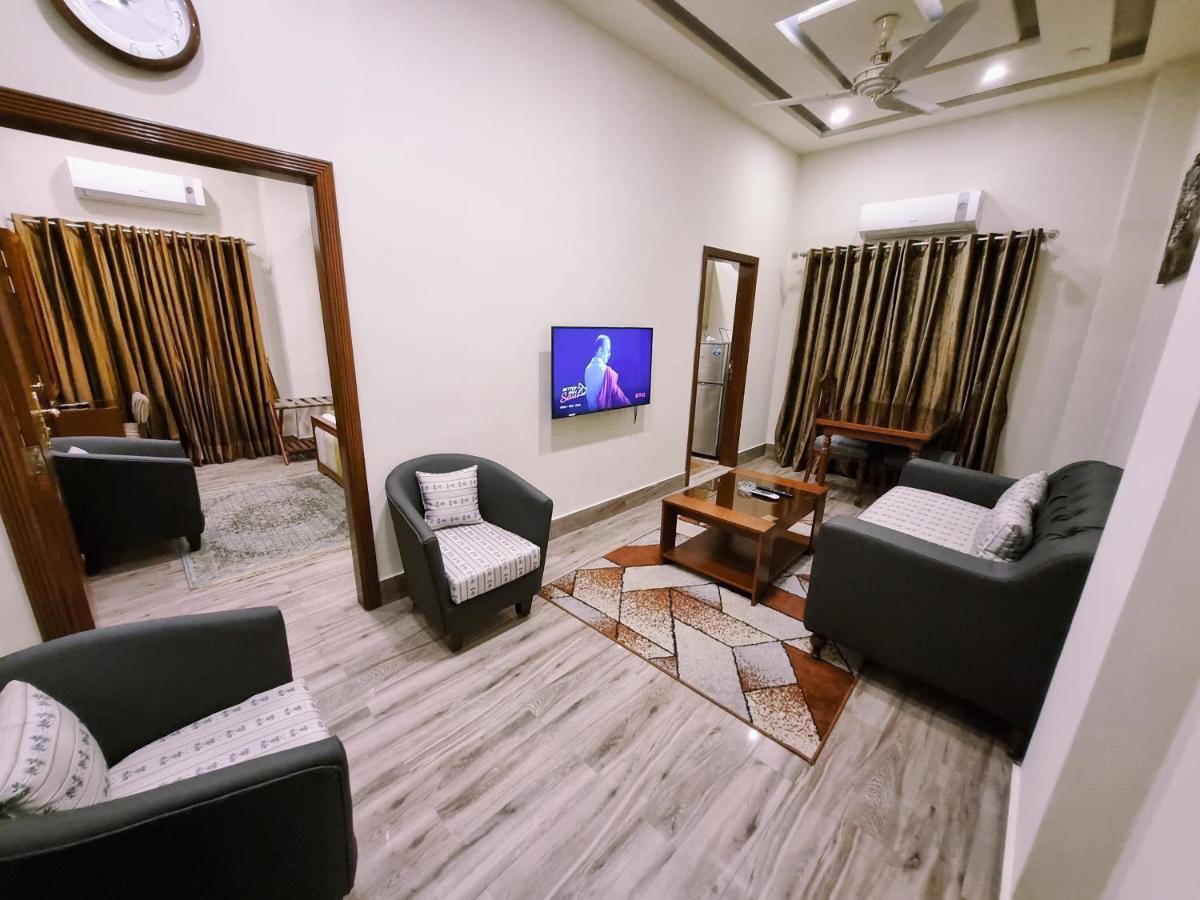 Hayyat Luxury Hotel Suites Lahore Eksteriør bilde