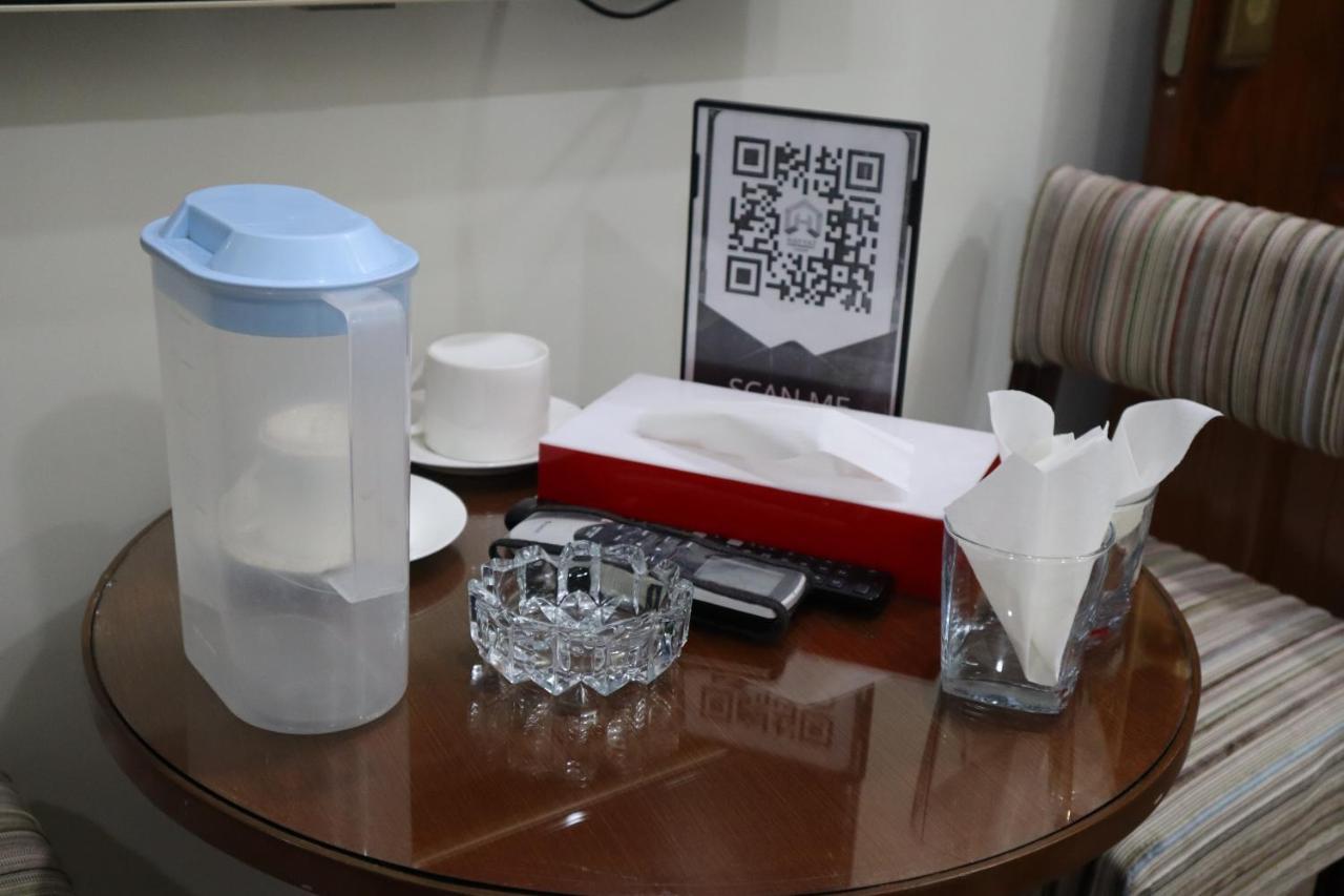 Hayyat Luxury Hotel Suites Lahore Eksteriør bilde