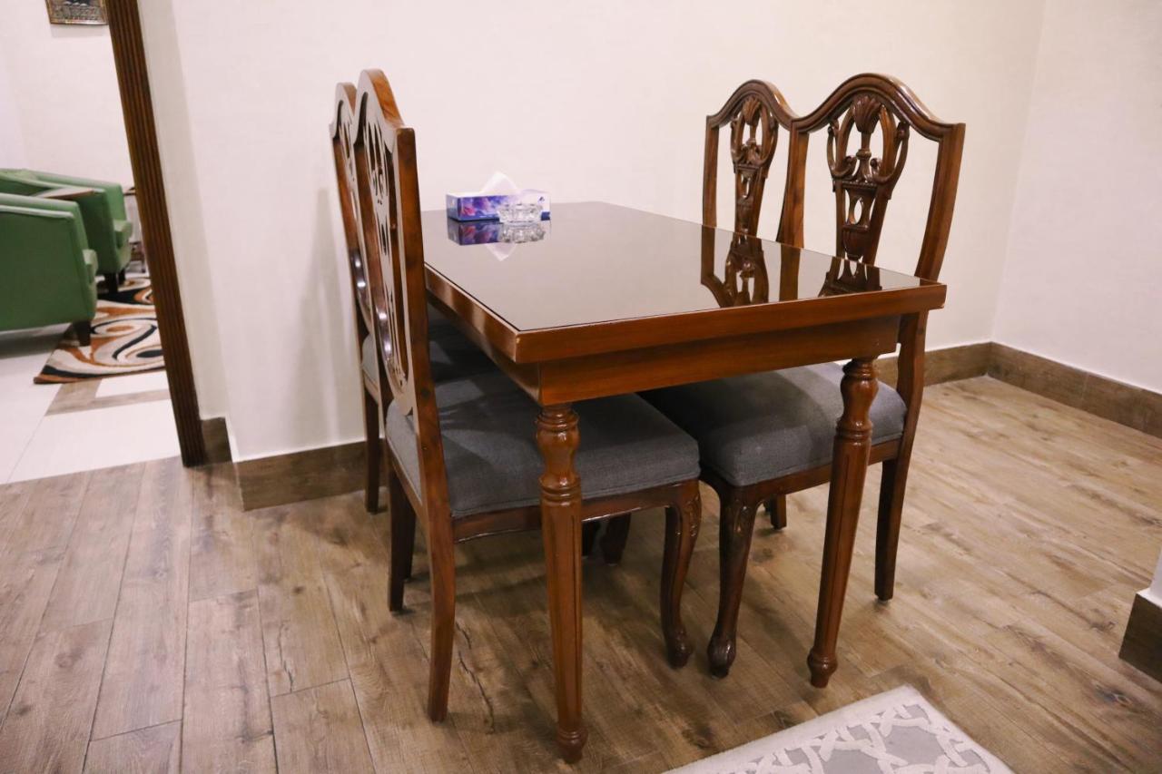 Hayyat Luxury Hotel Suites Lahore Eksteriør bilde