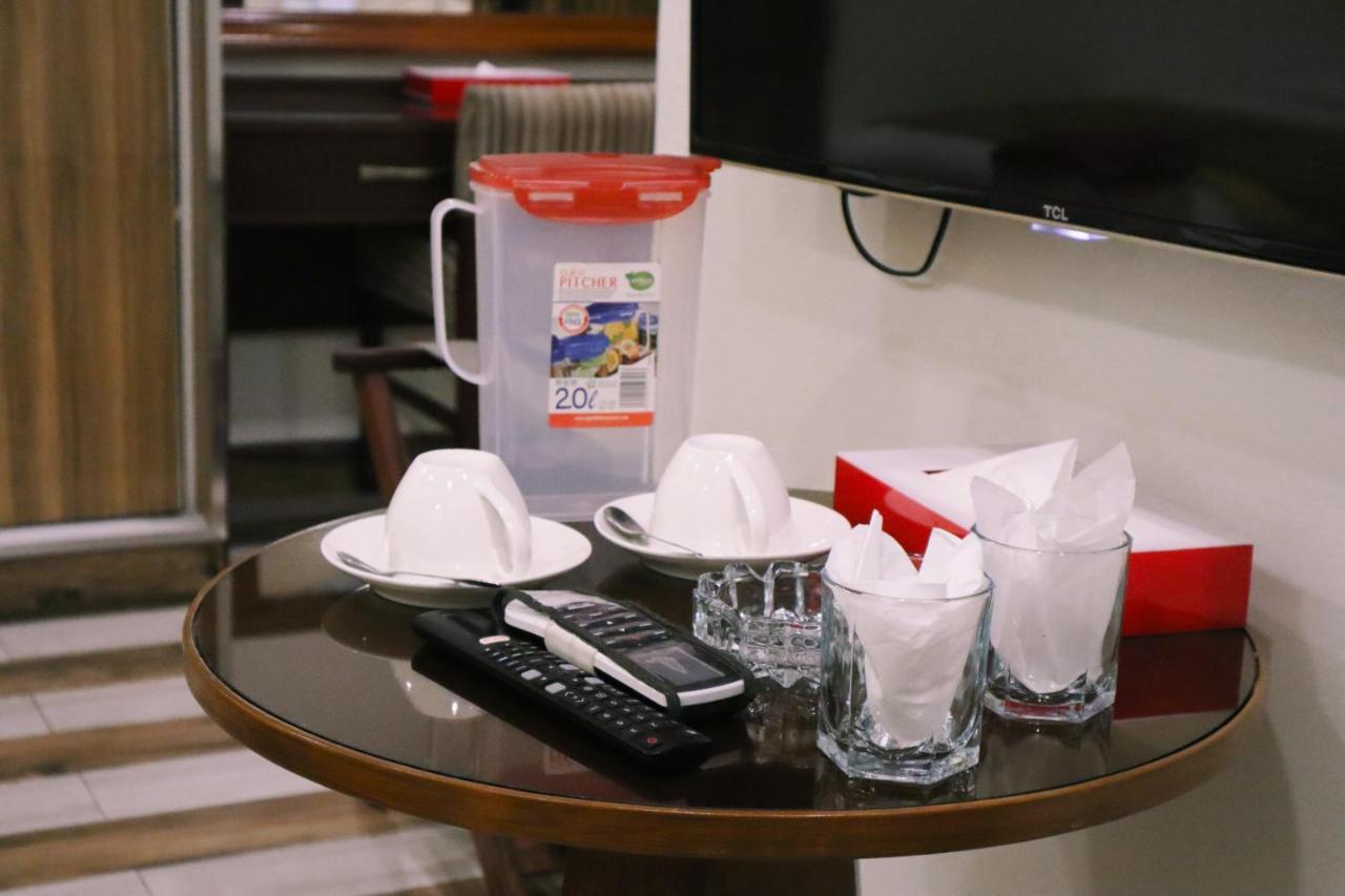 Hayyat Luxury Hotel Suites Lahore Eksteriør bilde